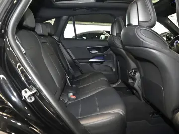 GLC 300 d 4M AMG Sport Advanced Plus AHK LED Pan