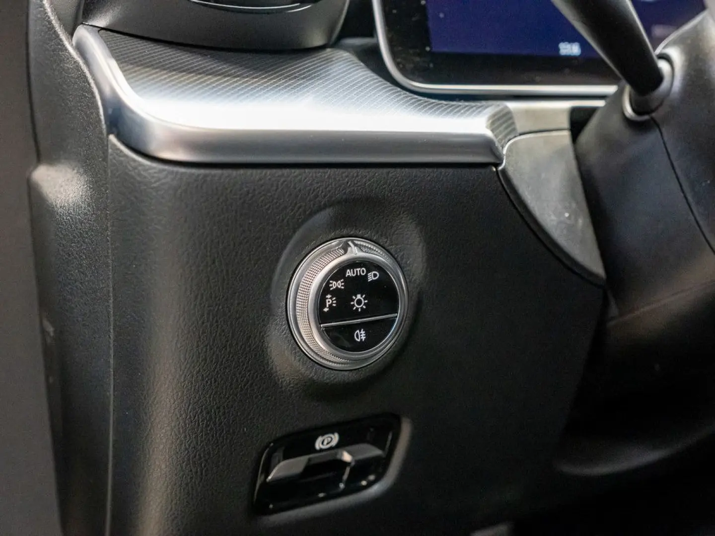 C 300 e T AMG Sport Advanced AHK Distr. LED Navi
