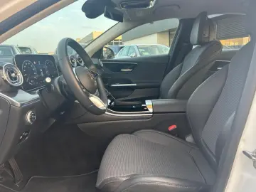 C 200 4M +AVANTG+MBUX+LED+KAM+AMBI+SOUND+ASSIST+