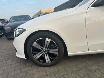 C 200 4M +AVANTG+MBUX+LED+KAM+AMBI+SOUND+ASSIST+