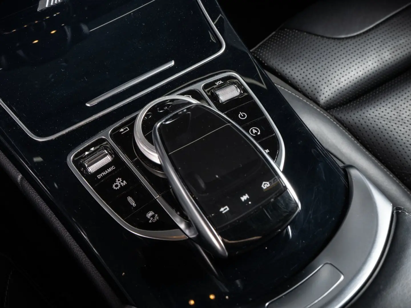 C63 AMG Limousine *COMAND*MEMORY*PANO*