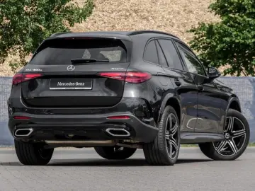 GLC 400 e 4M AMG/LED/Pano/AHK/Memo/Cam/Night/20'