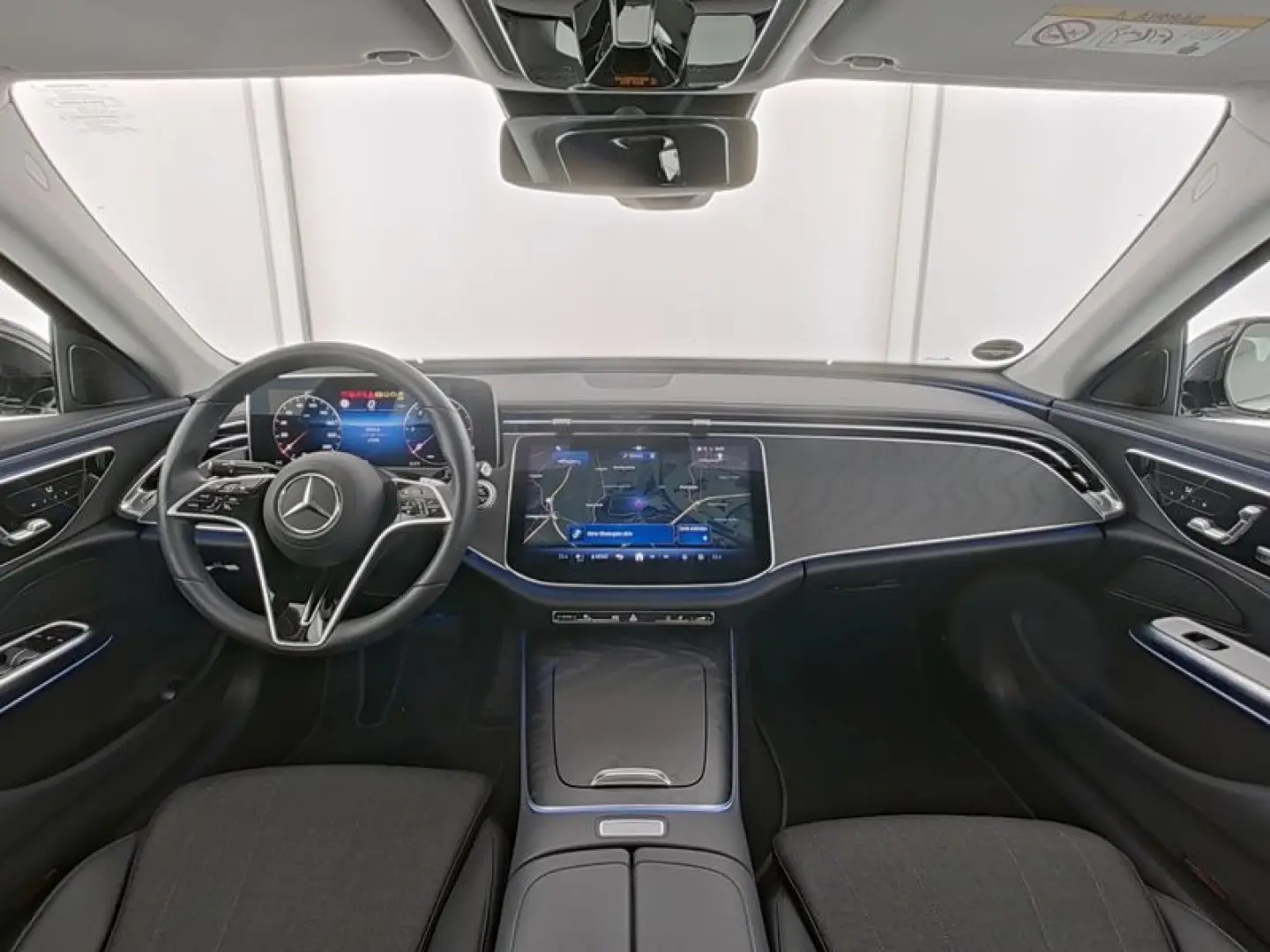 E 220 d AVANTGARDE DISTRONIC MEMORY 360° PDC SHZ