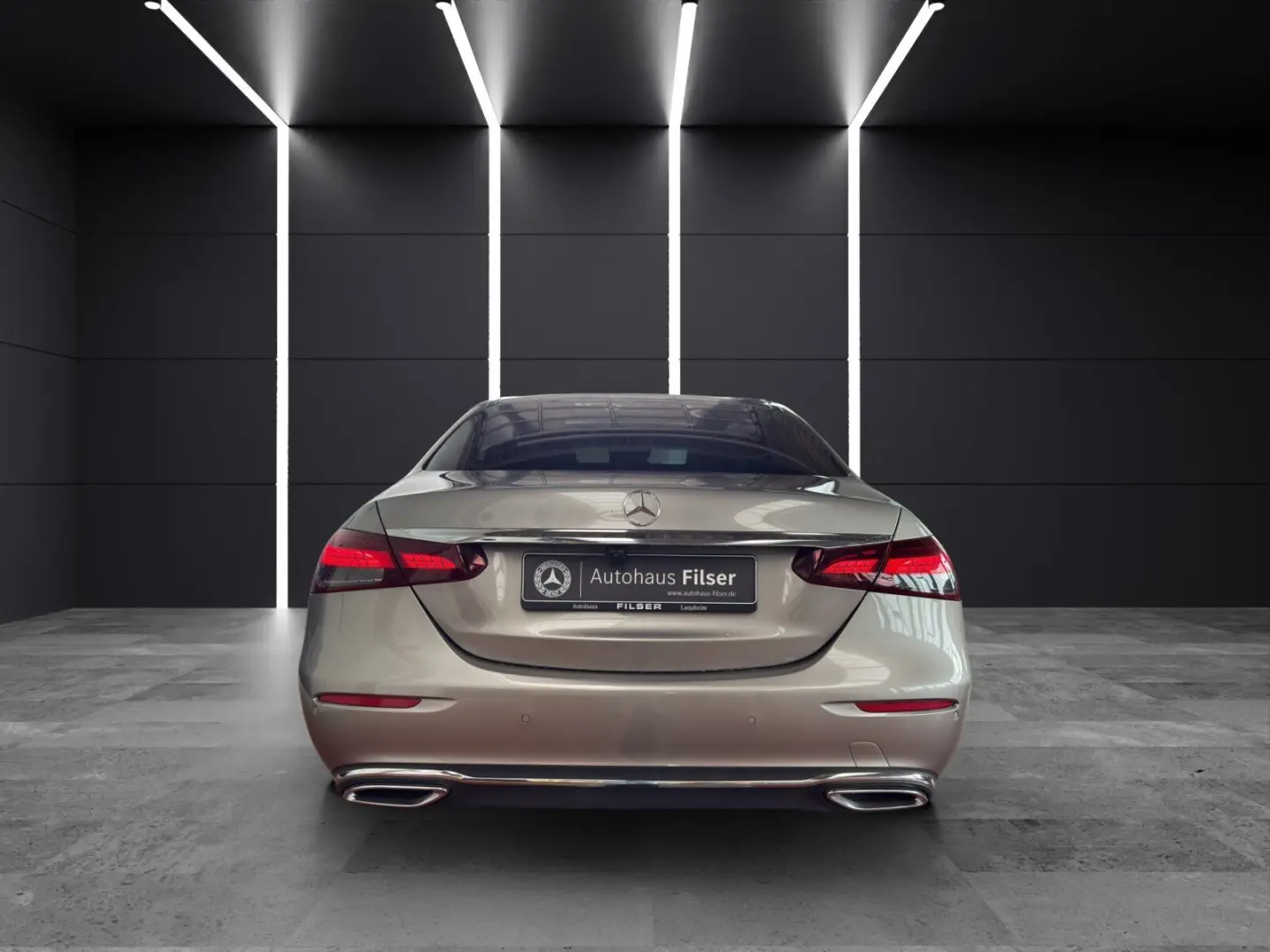 E 200*Avantgarde*Carplay*Distronic* Standh.*AHK*