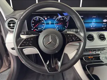 E 200*Avantgarde*Carplay*Distronic* Standh.*AHK*
