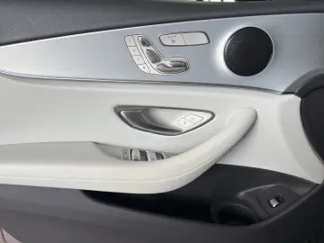 E 200*Avantgarde*Carplay*Distronic* Standh.*AHK*