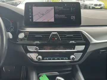 545e xDrive Limousine M Sport AHK ACC H&K HeadUp
