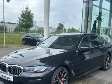 545e xDrive Limousine M Sport AHK ACC H&K HeadUp