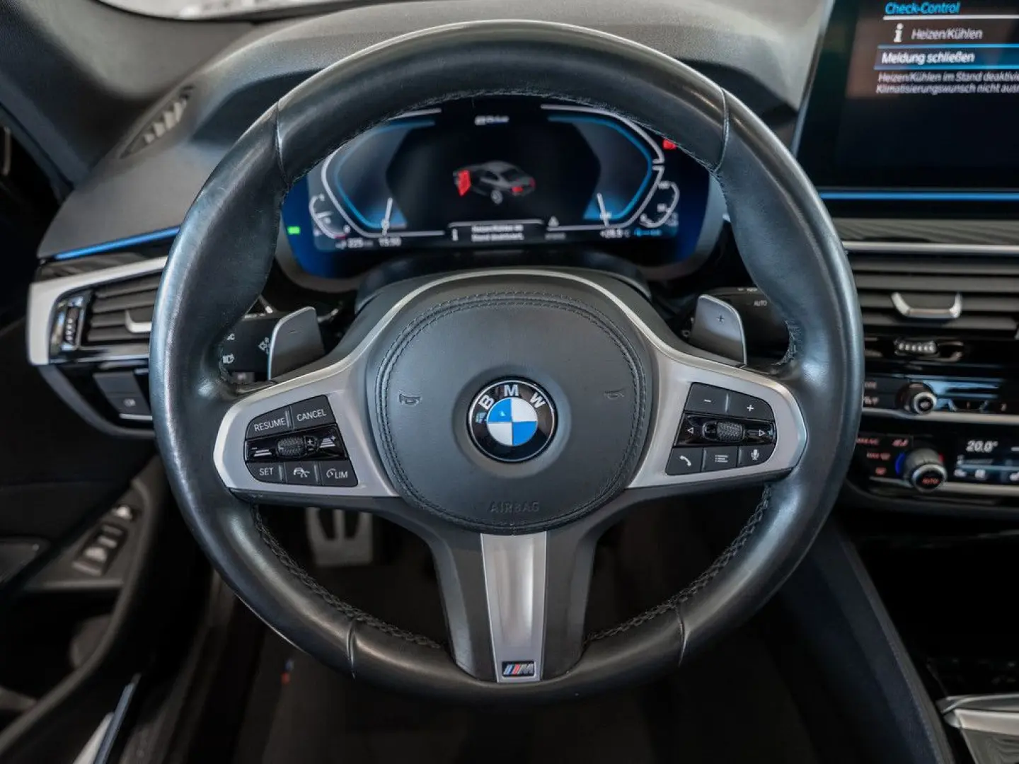 545e xDrive M-Sport LED FACEL. ACC W-LAN NAVI