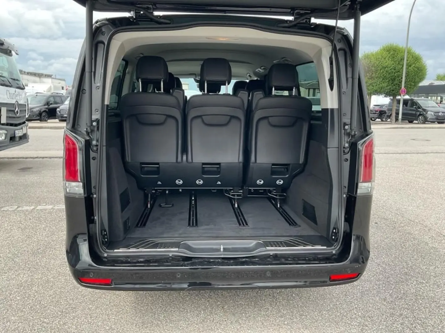 V 300 Avantgarde XL 4Matic Distr.*el.Türe*360°*