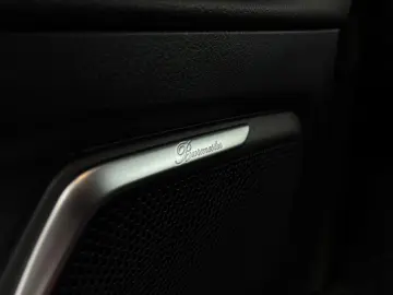 V 300d EDITION Lang 7 SITZER+NAVI+STANDHZG+DISTR