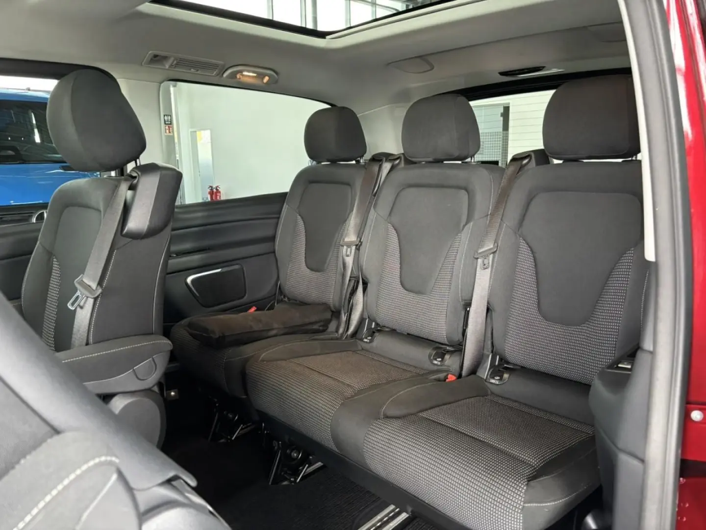 V 300d EDITION Lang 7 SITZER+NAVI+STANDHZG+DISTR