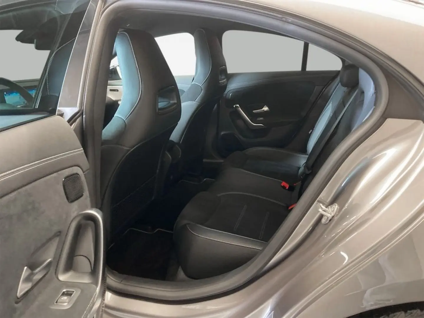 CLA 200 d 8G AMG/Vielspeiche/LED-Beam/MBUX High
