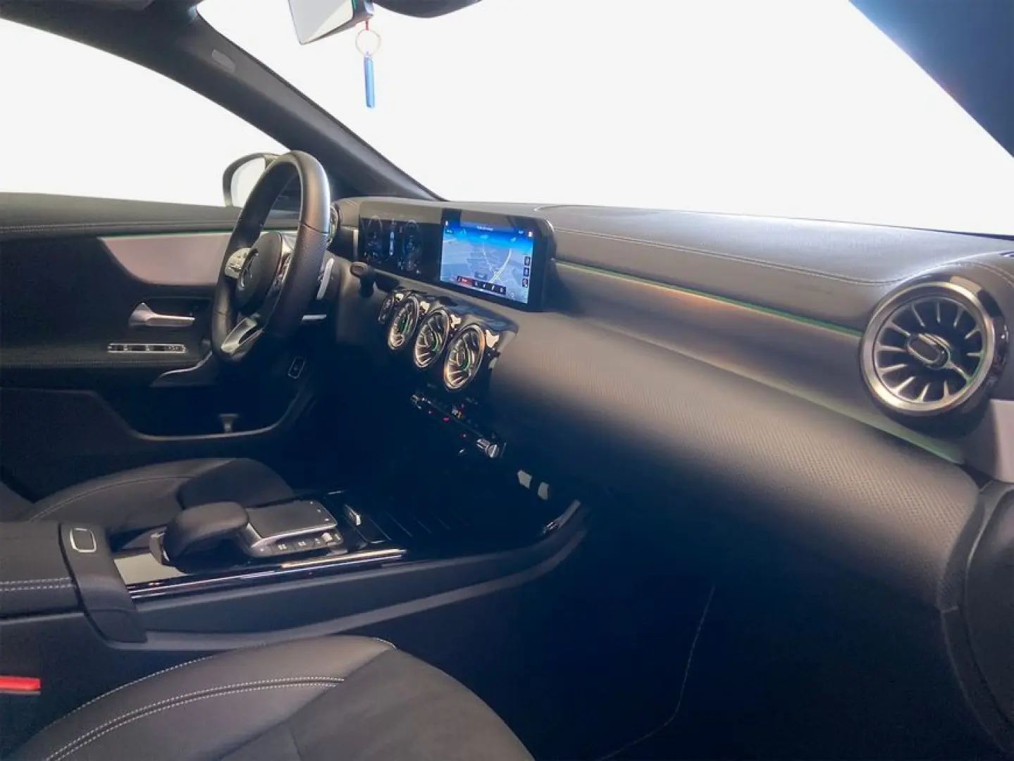CLA 200 d 8G AMG/Vielspeiche/LED-Beam/MBUX High