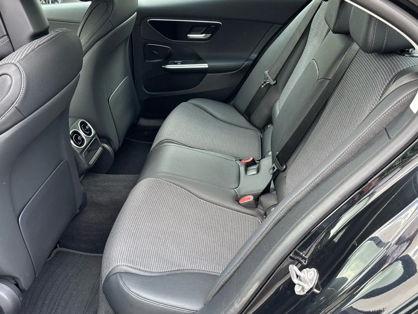 C 200 d Avantgarde Totwinkel Kamera AHK Ambiente
