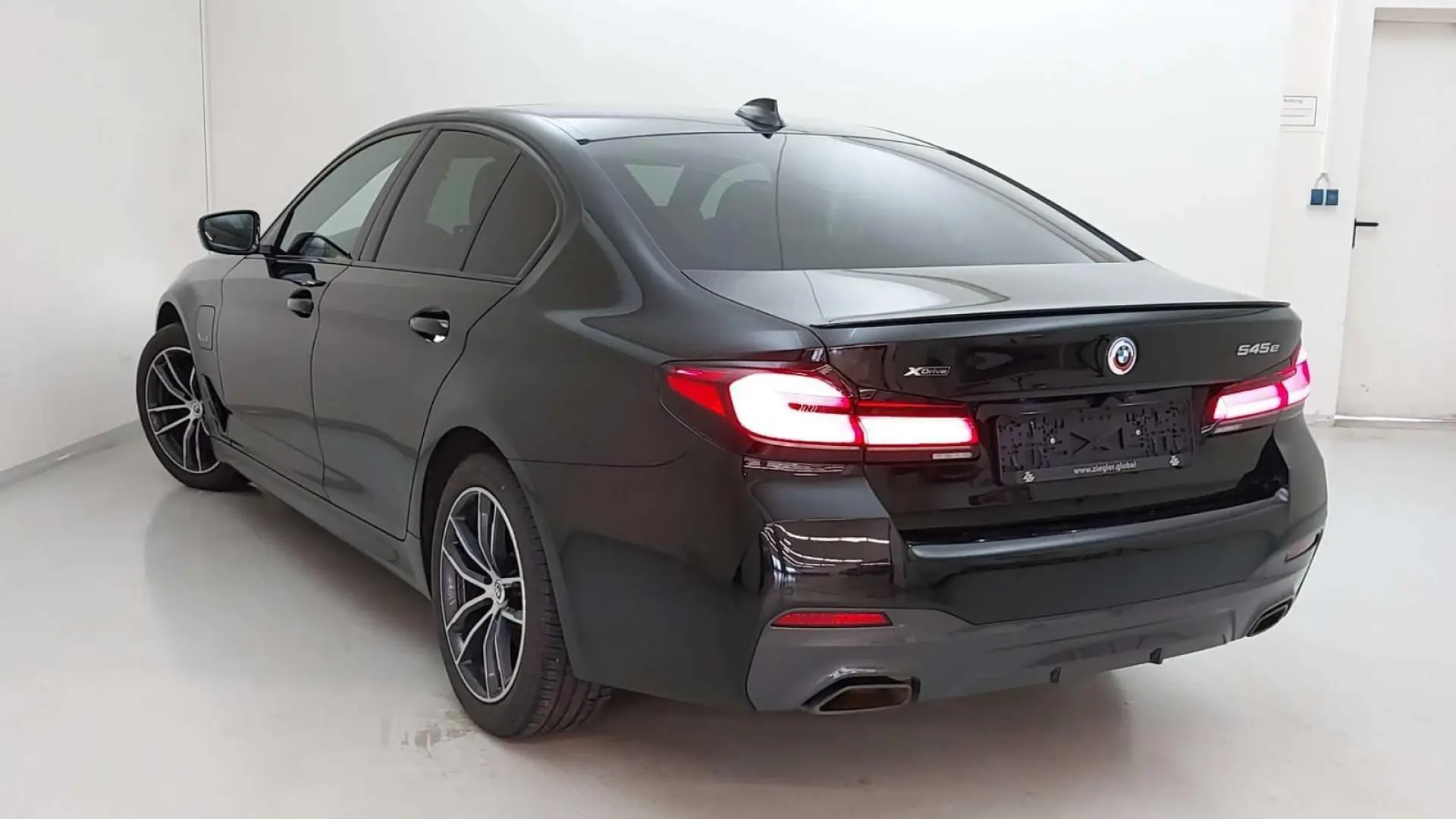 545e LIMOUSINE xDRIVE M SPORT/SHADOW/LASER/eGSD