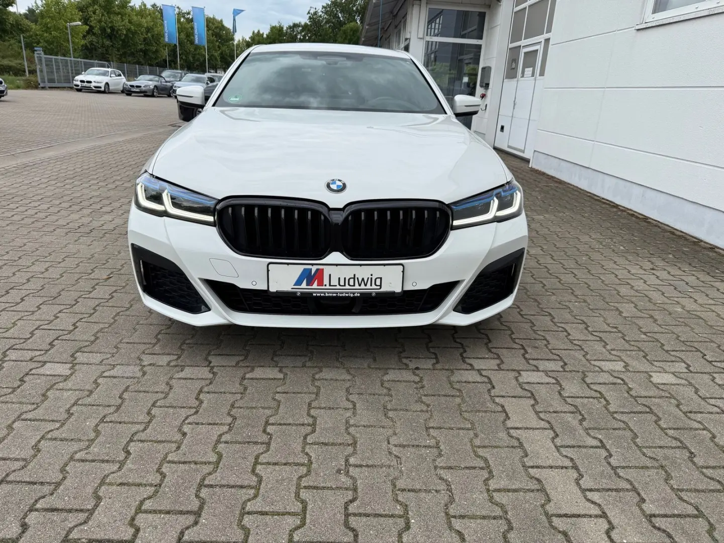 545e xDrive Lim M Sportpaket Head-Up HK HiFi