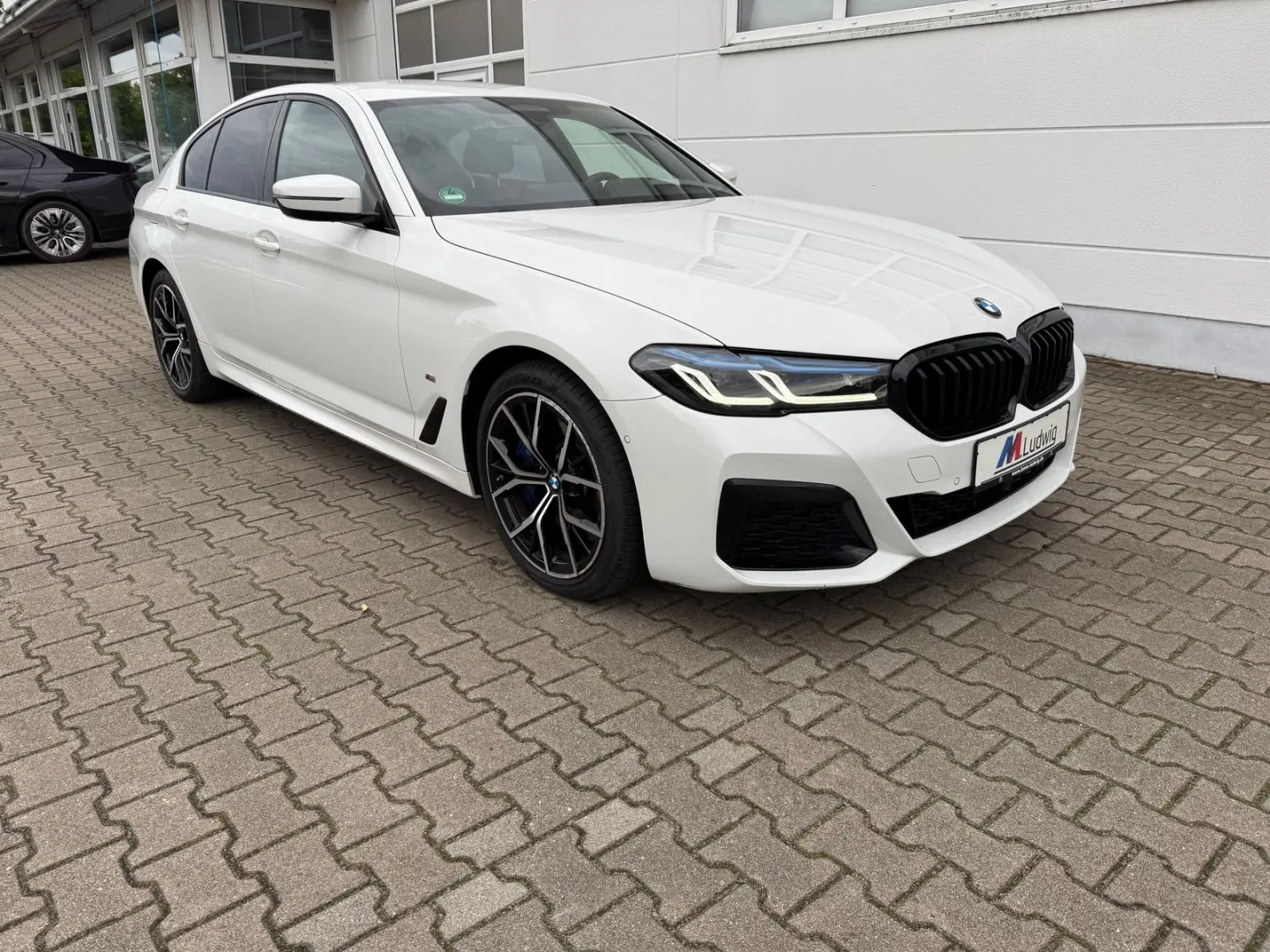 545e xDrive Lim M Sportpaket Head-Up HK HiFi