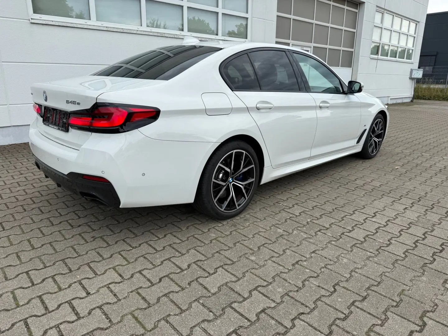 545e xDrive Lim M Sportpaket Head-Up HK HiFi