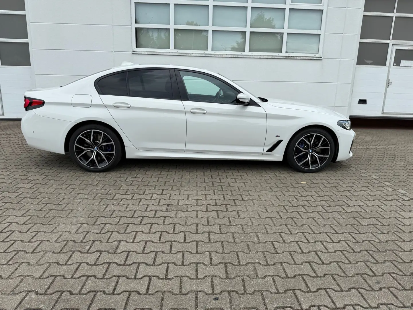 545e xDrive Lim M Sportpaket Head-Up HK HiFi