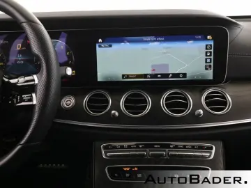 E 300 AMG MBUX SD Park-Spgl-Pkt RFK TOTW DAB 19