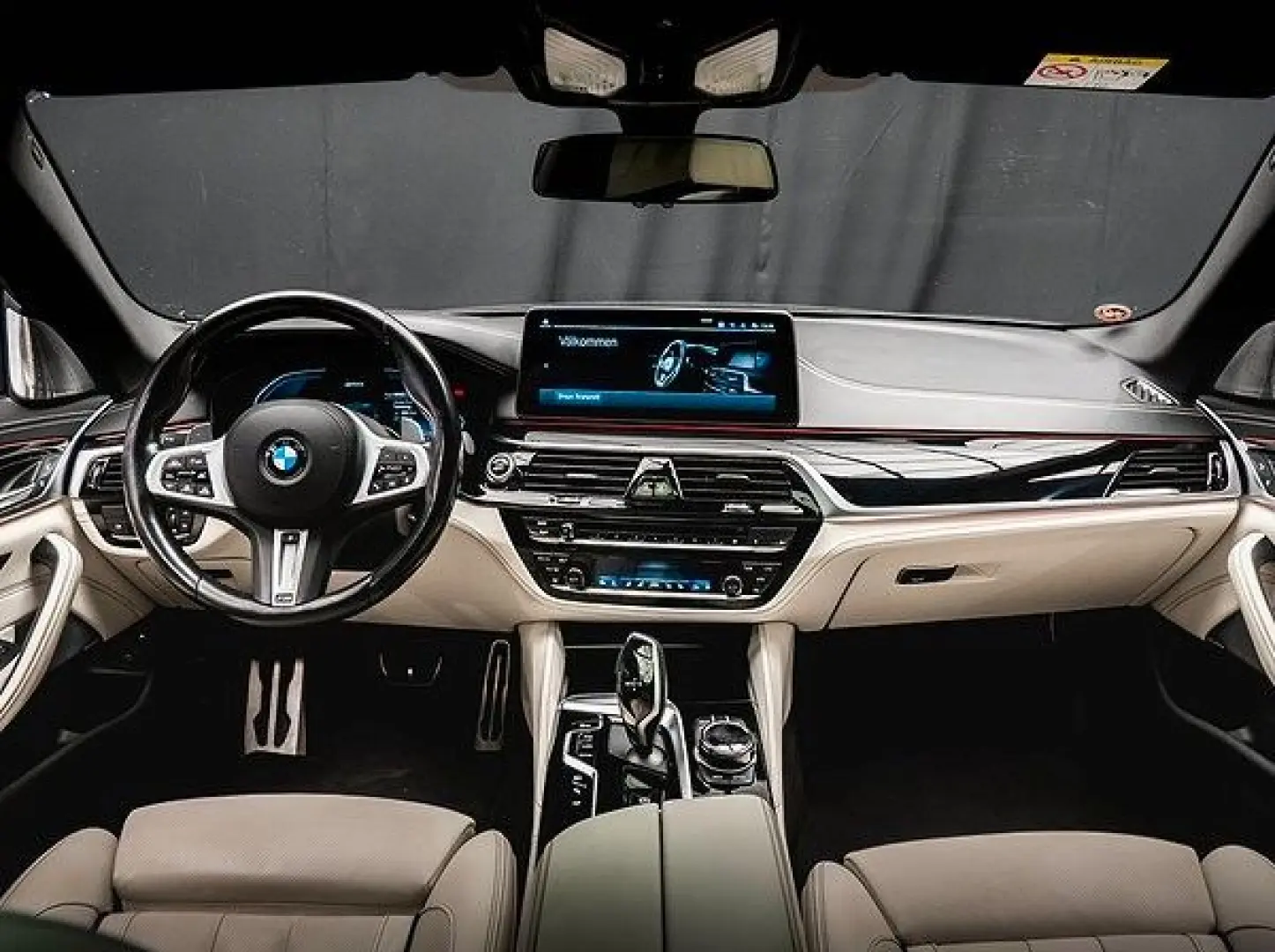 545 e xDrive B&W PANO LASER MERINO HuD 360° VAT