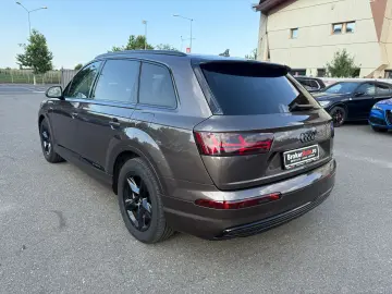 Audi Q7 e-tron 3.0 TDI quattro Tiptronic