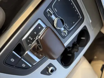 Audi Q7 e-tron 3.0 TDI quattro Tiptronic