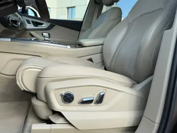 Audi Q7 e-tron 3.0 TDI quattro Tiptronic