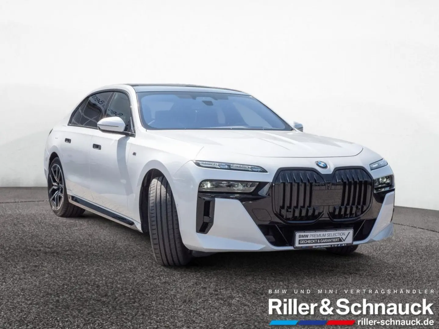 740d xDrive M-Sport STANDHZ PANO 360° B&W RSE
