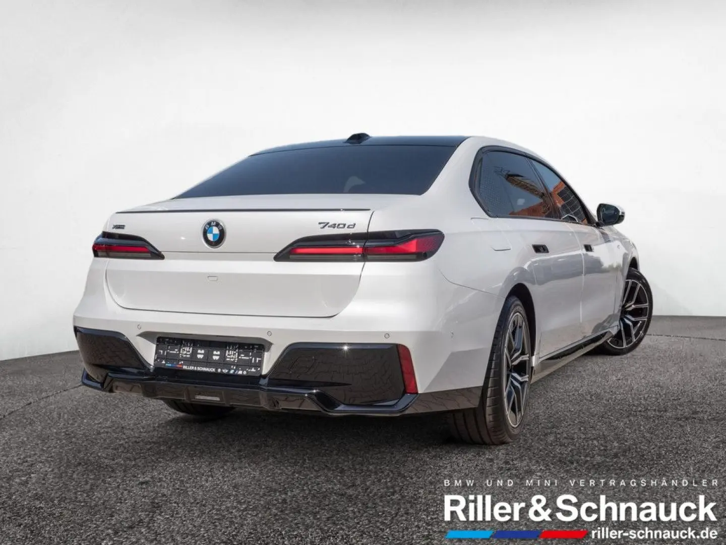 740d xDrive M-Sport STANDHZ PANO 360° B&W RSE
