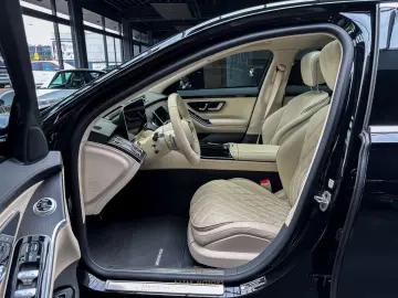 S 400  4Matic/LONG/PANO/BURMESTER/AMG-L/HEADUP