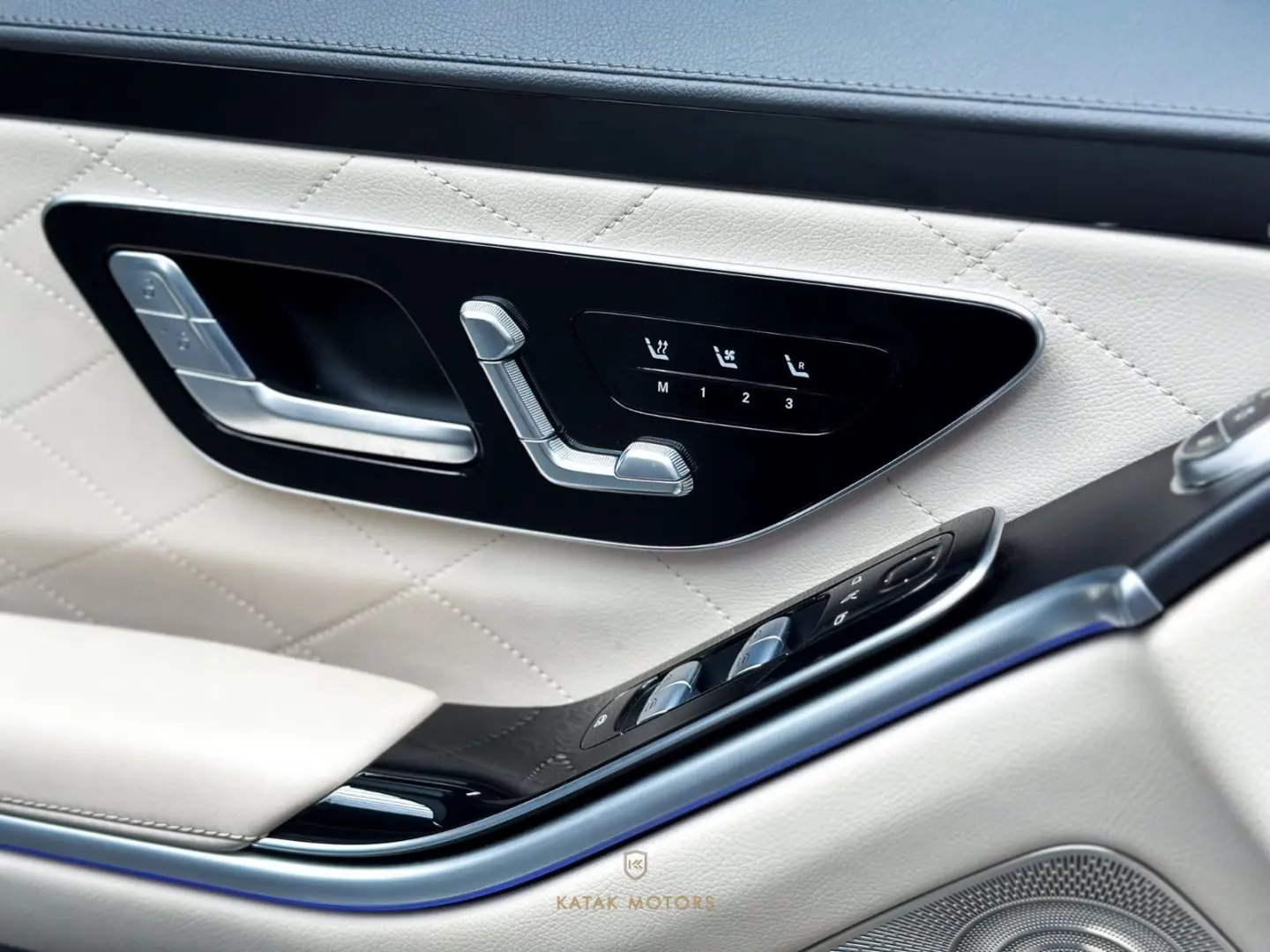 S 400  4Matic/LONG/PANO/BURMESTER/AMG-L/HEADUP