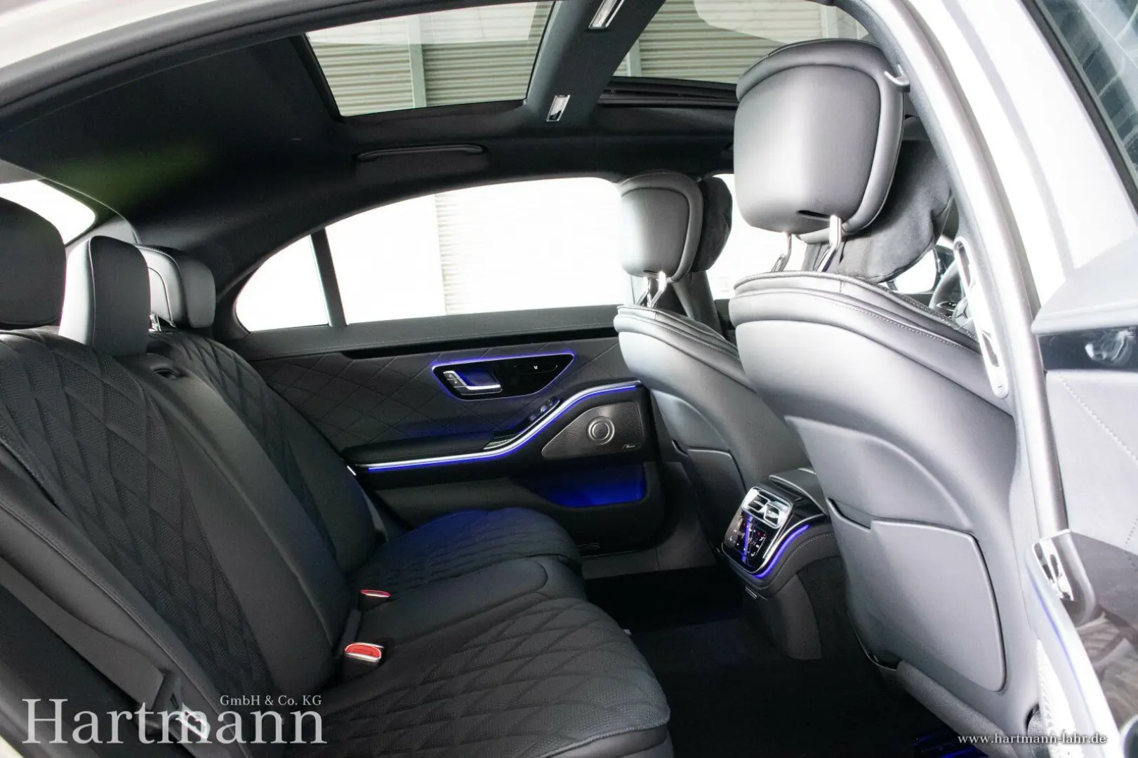 S 580 e 4M lang AMG Night Panorama HAL HUD KeyGo