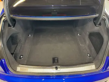 S8 4.0 TFSI quattro MATRIX~CARBON~HEADUP~360~B&O