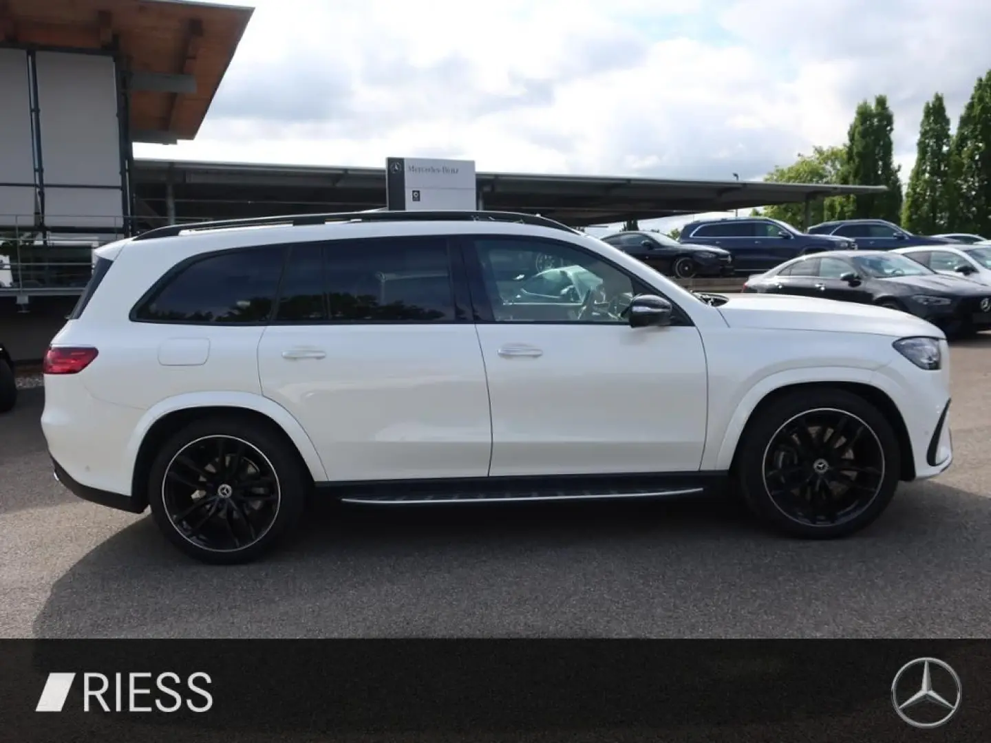 GLS 450 d 4M AMG Sport Night Distr HUD Pano AHK