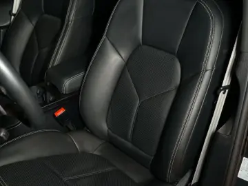 Macan GTS MWST ACC AHK Carbon Pano Sport-Chrono 