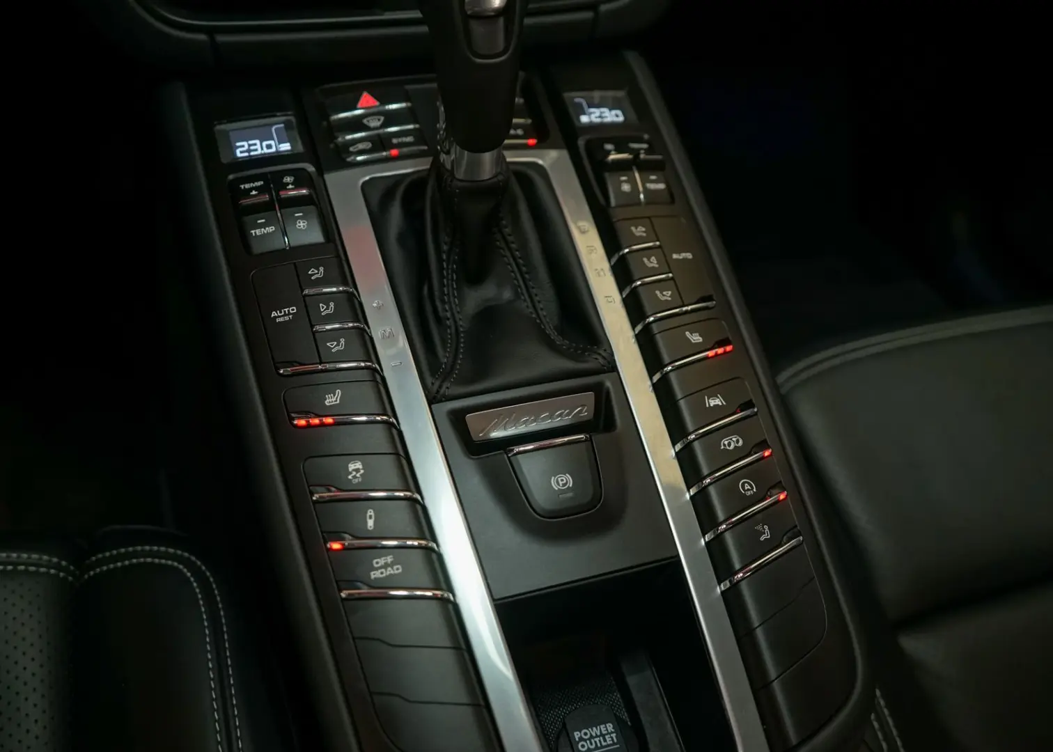 Macan GTS MWST ACC AHK Carbon Pano Sport-Chrono 