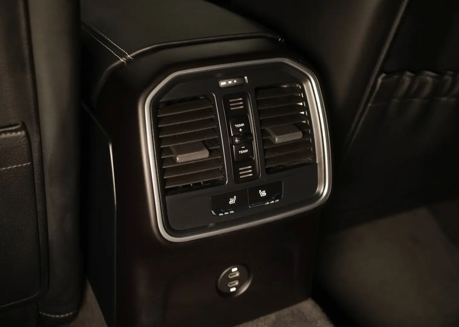 Macan GTS MWST ACC AHK Carbon Pano Sport-Chrono 