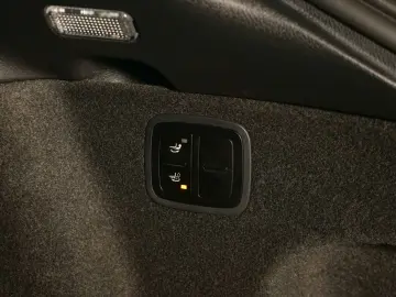 Macan GTS MWST ACC AHK Carbon Pano Sport-Chrono 