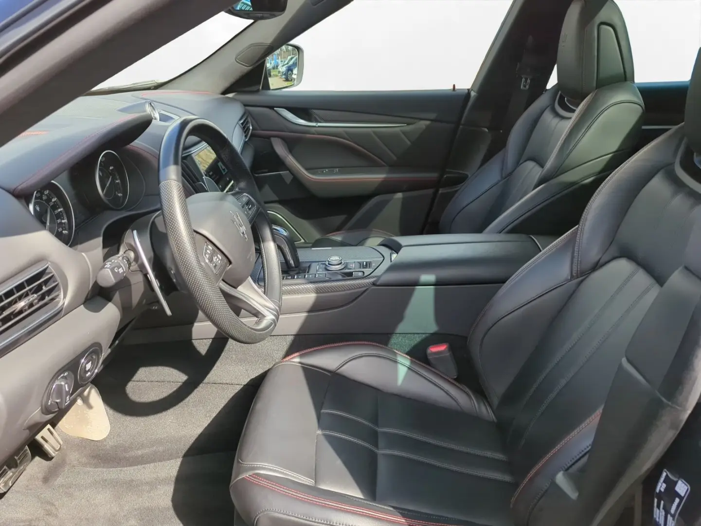 Levante GranSport S Q4 Pano AHK