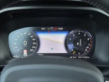 XC 40 Inscription 2WD*Digital Tacho*aus 1.Hand*