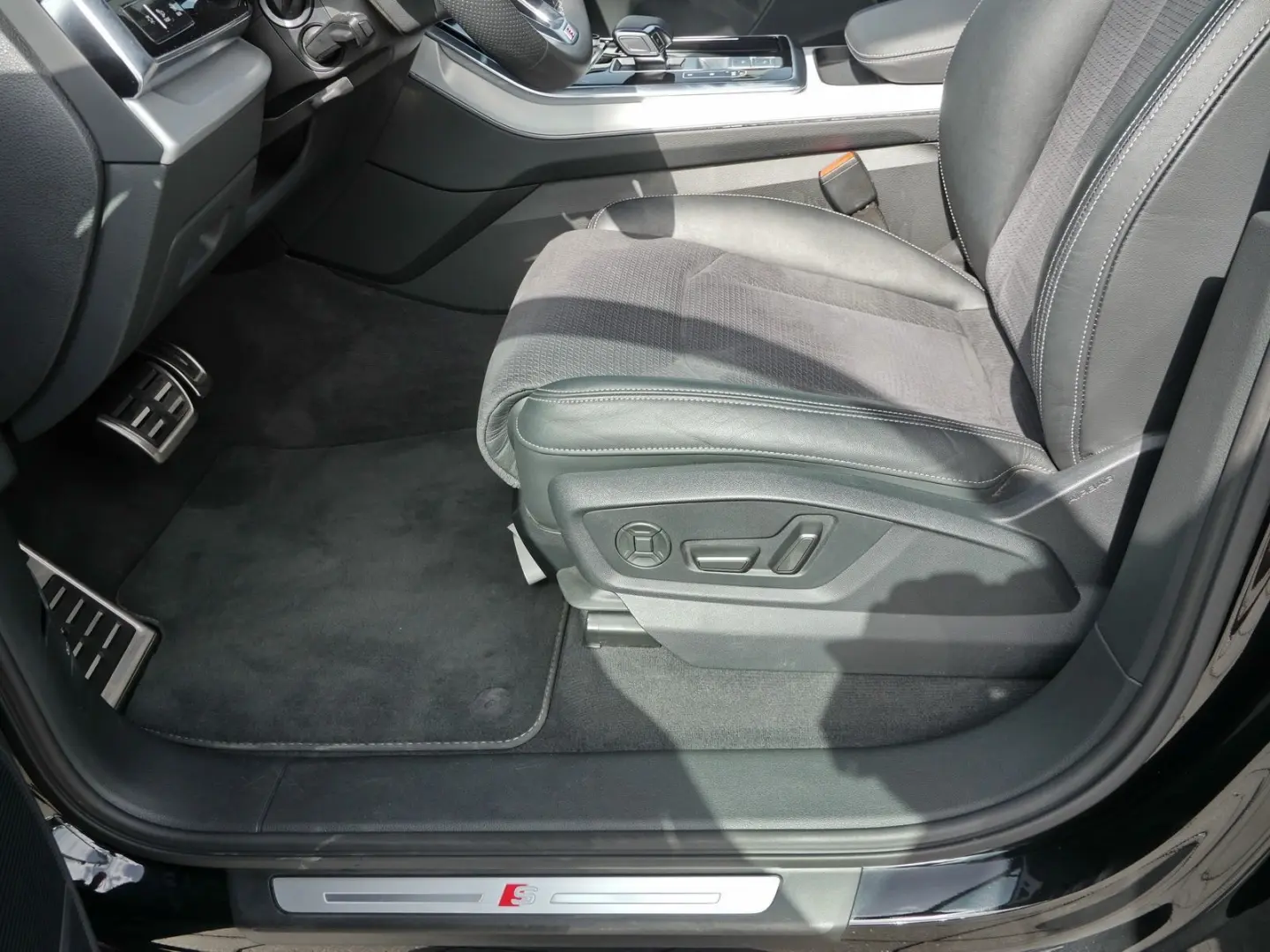 SQ7 TFSI quattro HDMatrix*airSport*B&O*HuD*Pano*