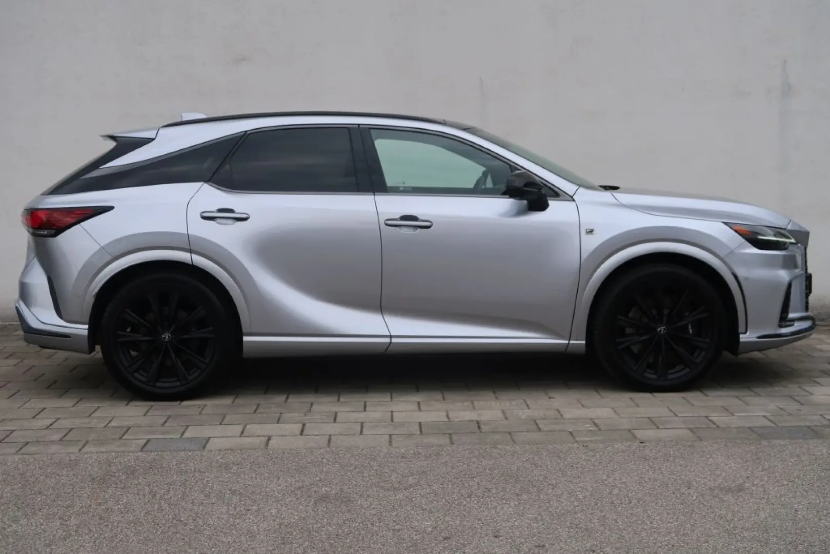 RX 500h F SPORT+