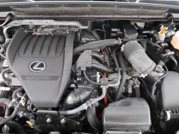 RX 500h F SPORT+
