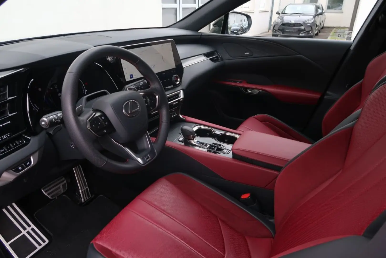 RX 500h F SPORT+