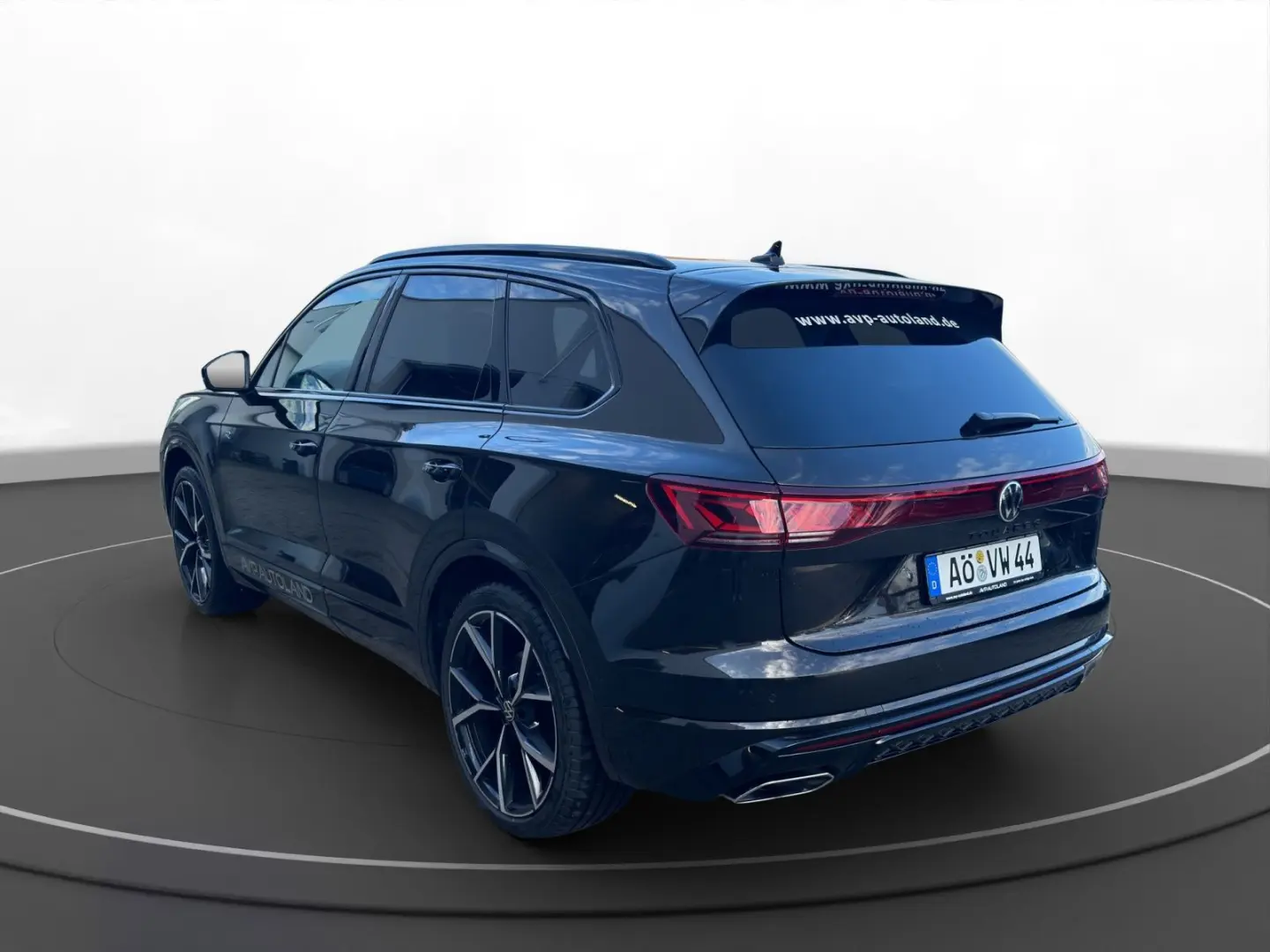 Touareg 3.0 TDI 4MOTION R-Line BLACK STYLE | AHK