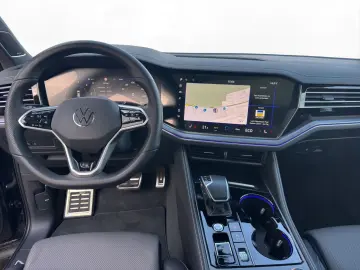 Touareg 3.0 TDI 4MOTION R-Line BLACK STYLE | AHK