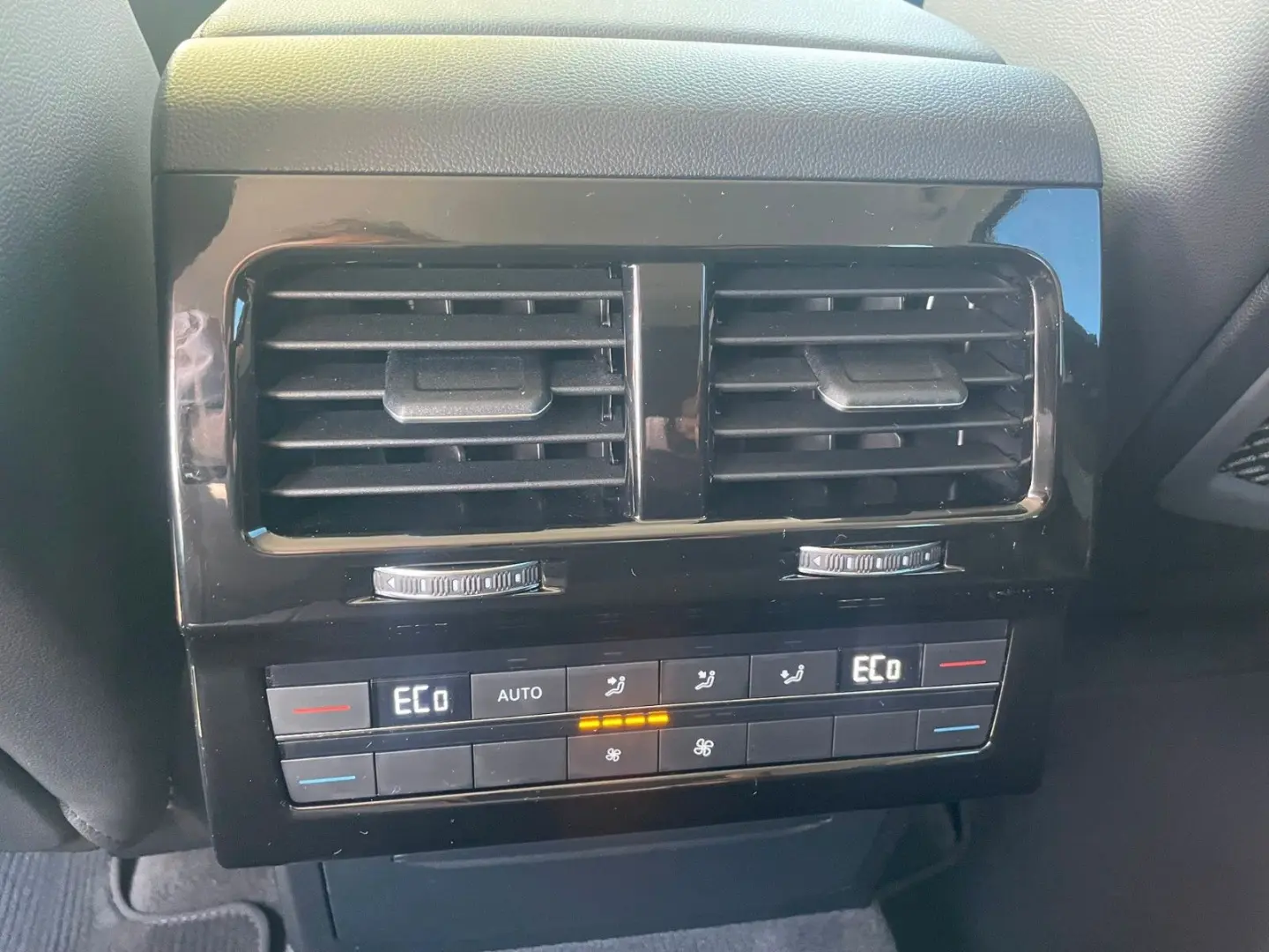 Touareg Elegance 4Motion / Leder / Kamera