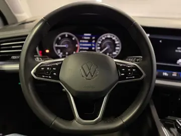 Touareg Elegance 4Motion R-Line LUFT*AHK*VIRTUAL